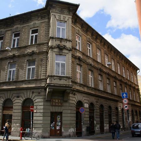 Walnuttree Loft Style Prestige Apartment Budapest Kültér fotó