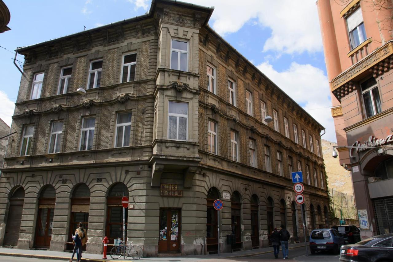 Walnuttree Loft Style Prestige Apartment Budapest Kültér fotó